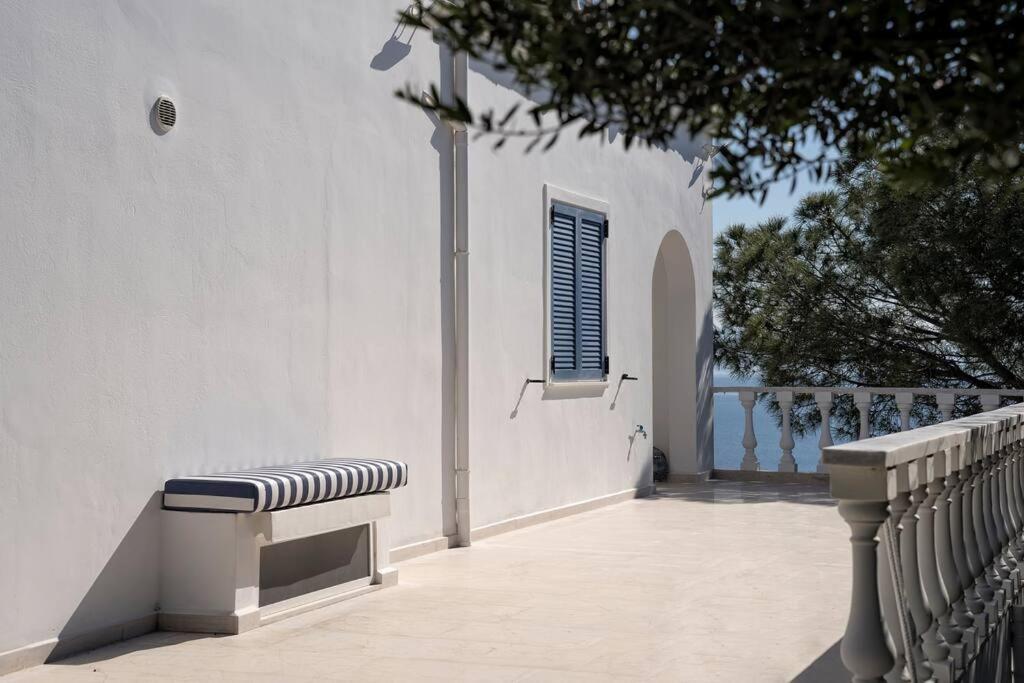Laconian Collection Villa Big Blue Mavrovoúnion Esterno foto