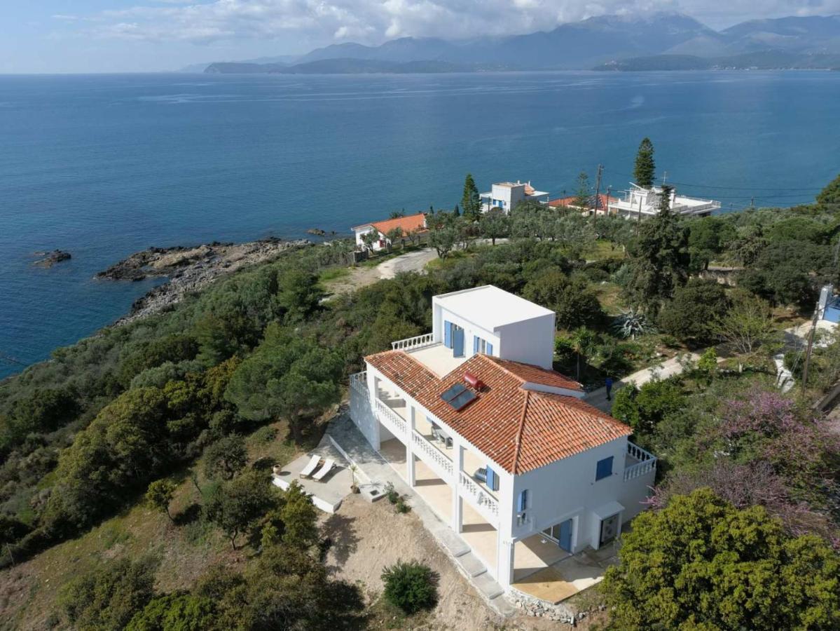 Laconian Collection Villa Big Blue Mavrovoúnion Esterno foto